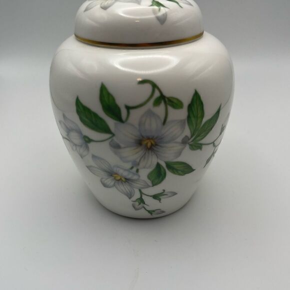 Crown Staffordshire Bone China Clematis  4” Ginger Jar - Picture 2 of 5